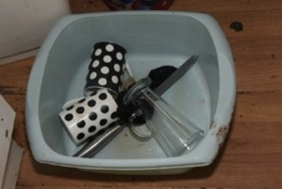 knife in bowl
